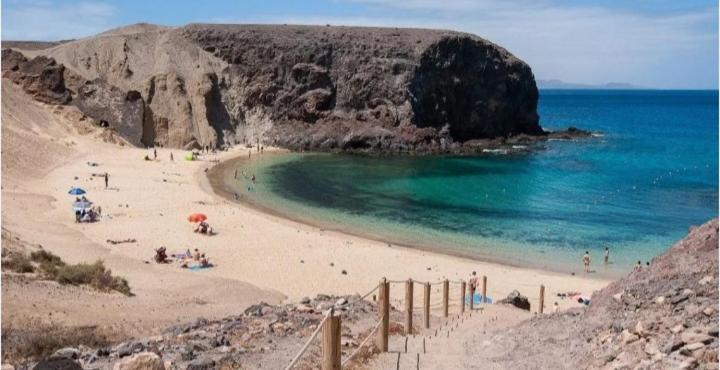 Relax Playa Blanca Apartment Bagian luar foto